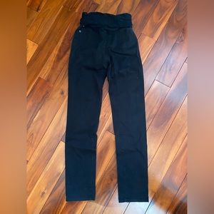 A pea in the pod maternity pants (black)